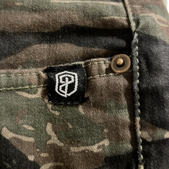 Born Primitive FLEX STRETCHY JORT - Picture 2 of 4